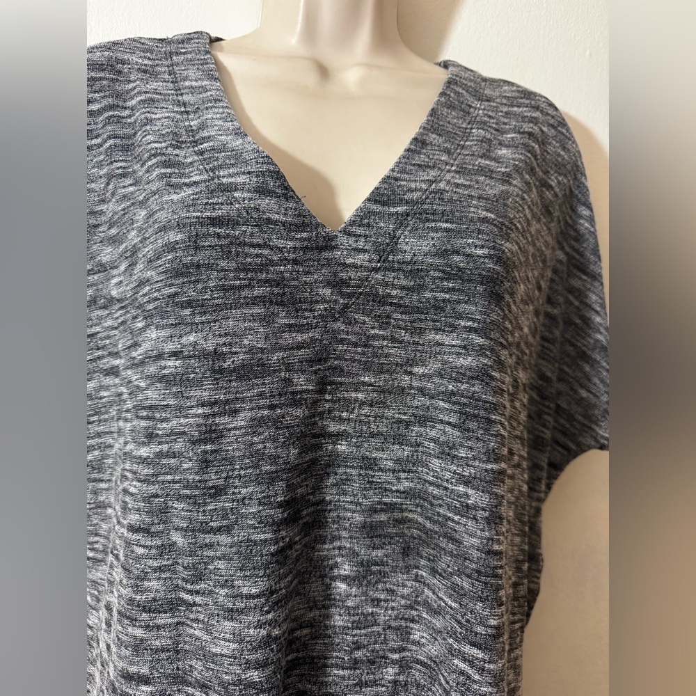 Calvin Klein Jeans Women’s  Black Knarled Knit Top Reversible V Neck Sz L Ret 60